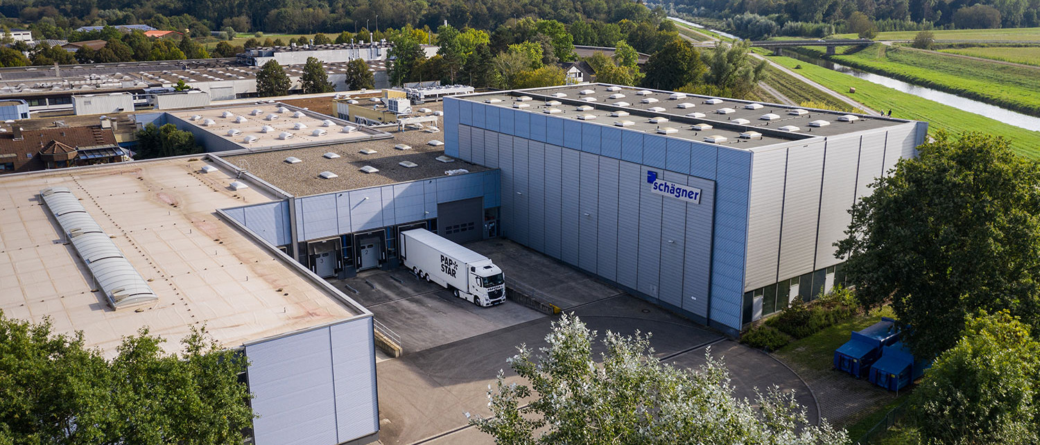 Injection molding machines & after-sales service • Netstal